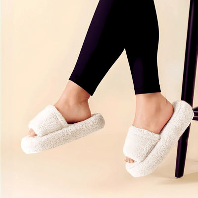 Cloud Slides - Huggy